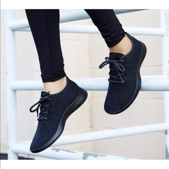 allbirds natural black